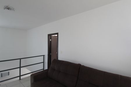 Sala de TV de casa à venda com 4 quartos, 390m² em Braúnas, Belo Horizonte