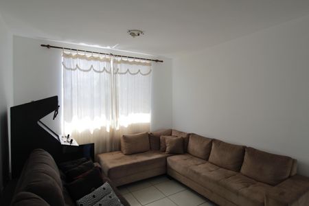 Sala de TV de casa à venda com 4 quartos, 390m² em Braúnas, Belo Horizonte