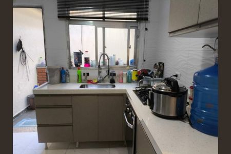 Casa à venda com 103m², 3 quartos e 2 vagas