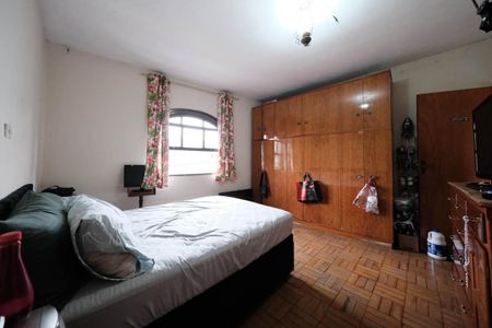 Casa à venda com 122m², 3 quartos e 2 vagasQuarto 2