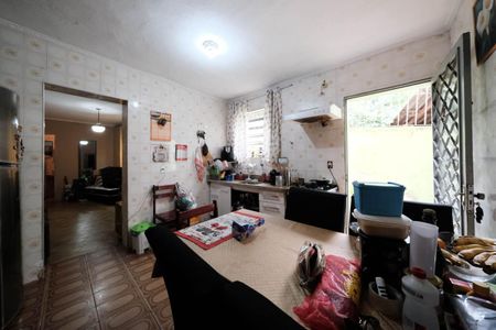 Casa à venda com 122m², 3 quartos e 2 vagasCozinha