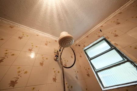 Casa à venda com 122m², 3 quartos e 2 vagasBanheiro 2