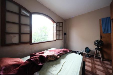 Casa à venda com 122m², 3 quartos e 2 vagasQuarto 1