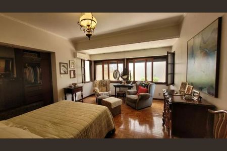 Casa à venda com 4 quartos, 170m² em Granja Julieta, São Paulo