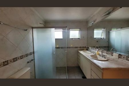 Casa à venda com 170m², 4 quartos e 2 vagas