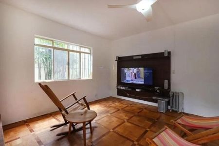 Casa à venda com 4 quartos, 277m² em Jardim Marajoara, São Paulo