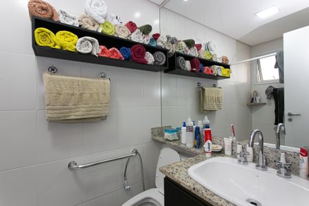 Apartamento à venda com 86m², 2 quartos e 2 vagas Apartamento à venda com 86m², 2 quartos e 2 vagasBanheiro Social