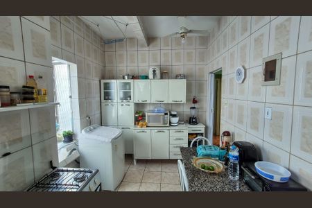 Apartamento à venda com 53m², 2 quartos e sem vagaCozinha e Área de Serviço