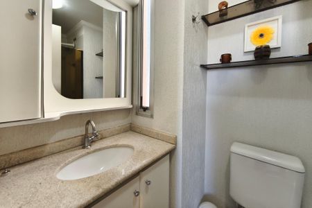 Apartamento à venda com 58m², 3 quartos e 1 vaga Apartamento à venda com 58m², 3 quartos e 1 vagaBanheiro Social