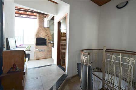 Apartamento à venda com 136m², 4 quartos e 2 vagas Apartamento à venda com 136m², 4 quartos e 2 vagasCobertura