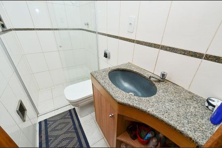 Apartamento à venda com 136m², 4 quartos e 2 vagas Apartamento à venda com 136m², 4 quartos e 2 vagasBanheiro Social