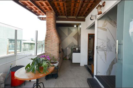 Apartamento à venda com 136m², 4 quartos e 2 vagas Apartamento à venda com 136m², 4 quartos e 2 vagasCobertura