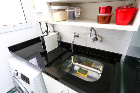 Apartamento à venda com 64m², 2 quartos e 1 vaga Apartamento à venda com 64m², 2 quartos e 1 vagaÁrea de Serviço