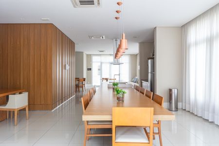 Apartamento à venda com 96m², 2 quartos e 2 vagas Apartamento à venda com 96m², 2 quartos e 2 vagasÁrea comum - Salão de festas