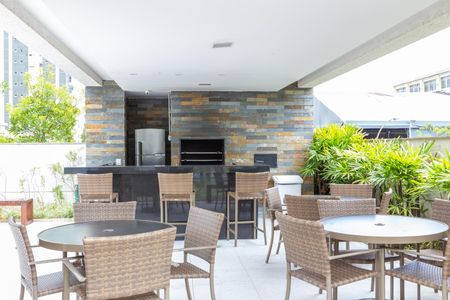 Apartamento à venda com 96m², 2 quartos e 2 vagas Apartamento à venda com 96m², 2 quartos e 2 vagasÁrea comum - Churrasqueira