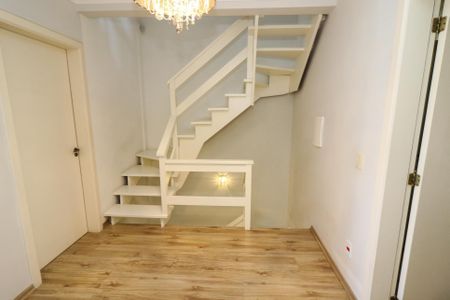 Casa à venda com 192m², 3 quartos e 2 vagasHall