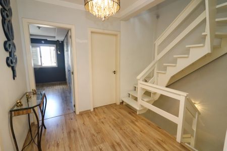 Casa à venda com 192m², 3 quartos e 2 vagasHall