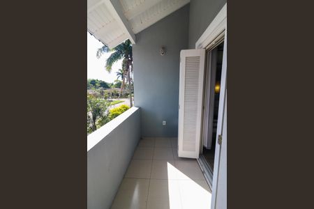 Casa à venda com 192m², 3 quartos e 2 vagasSacada da suíte