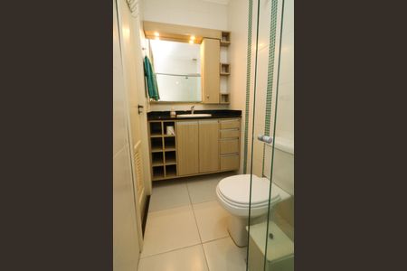 Casa à venda com 192m², 3 quartos e 2 vagasBanheiro Social