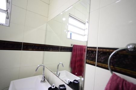 Casa à venda com 248m², 3 quartos e 2 vagasBanheiro da Suíte 1