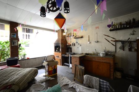 Casa à venda com 248m², 3 quartos e 2 vagasÁrea comum - Churrasqueira