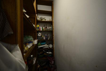 Casa à venda com 248m², 3 quartos e 2 vagasDespensa