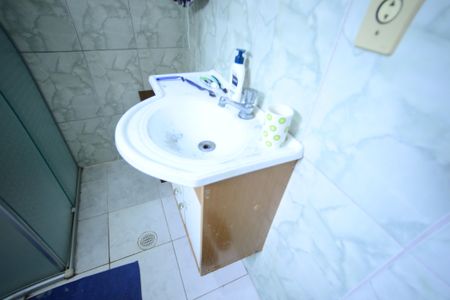 Casa à venda com 248m², 3 quartos e 2 vagasBanheiro da Suíte 2