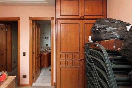 Apartamento à venda com 310m², 3 quartos e 4 vagasSuite 03