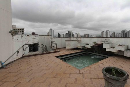 Apartamento à venda com 310m², 3 quartos e 4 vagasÁrea comum - Piscina