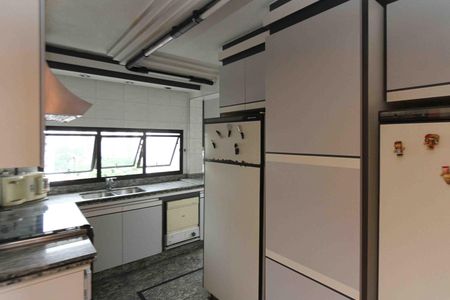 Apartamento à venda com 310m², 3 quartos e 4 vagasCozinha