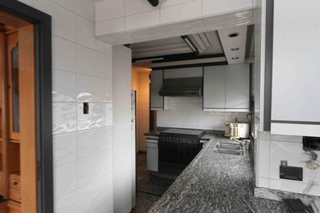 Apartamento à venda com 310m², 3 quartos e 4 vagasCozinha