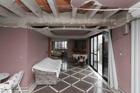 Apartamento à venda com 310m², 3 quartos e 4 vagasCobertura