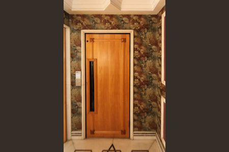 Apartamento à venda com 310m², 3 quartos e 4 vagasHall privativo