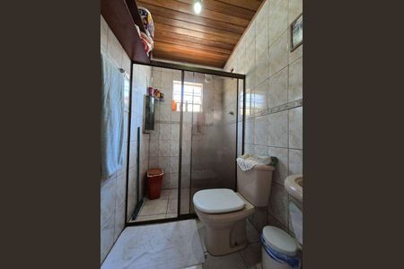 Casa à venda com 6 quartos, 350m² em Jardim Ester Yolanda, São Paulo