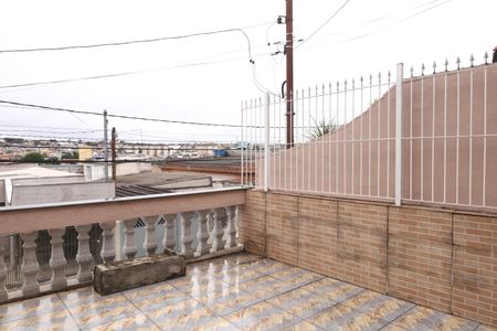 Casa à venda com 175m², 2 quartos e 2 vagasVaranda