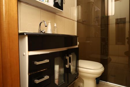 Casa à venda com 175m², 2 quartos e 2 vagasBanheiro