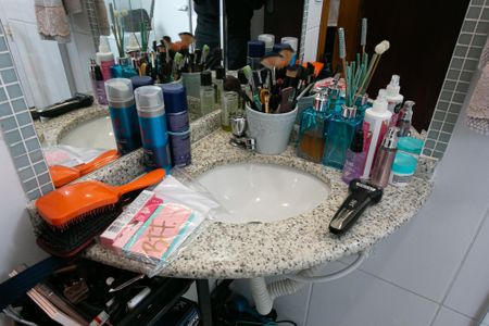 Casa de condomínio à venda com 87m², 3 quartos e 1 vagaBanheiro