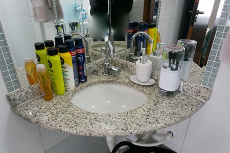 Casa de condomínio à venda com 87m², 3 quartos e 1 vagaBanheiro da Suíte