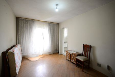 Casa à venda com 320m², 3 quartos e 4 vagasSuíte