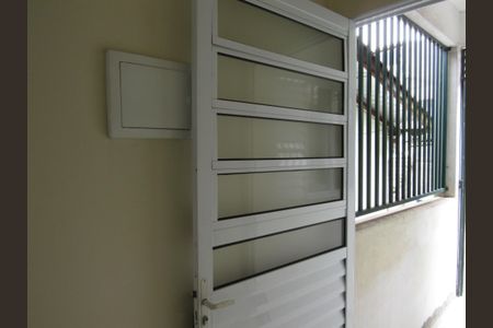 Sala de casa à venda com 2 quartos, 70m² em Santa Maria, Osasco