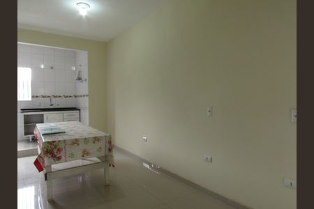 Sala de casa à venda com 2 quartos, 70m² em Santa Maria, Osasco