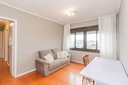 Sala de apartamento para alugar com 3 quartos, 88m² em Santa Maria Goretti, Porto Alegre