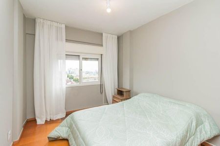 Quarto 2 de apartamento para alugar com 3 quartos, 88m² em Santa Maria Goretti, Porto Alegre