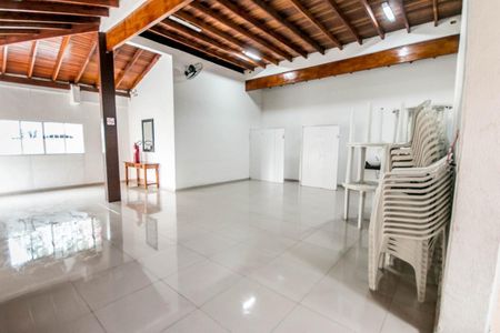 Apartamento à venda com 48m², 2 quartos e 1 vaga Apartamento à venda com 48m², 2 quartos e 1 vagaÁrea comum