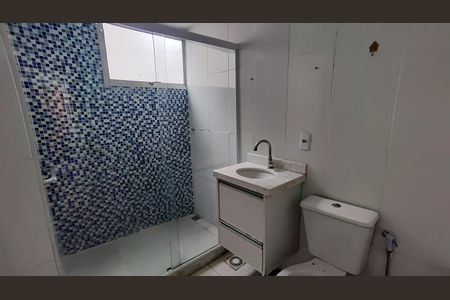 Apartamento para alugar com 47m², 2 quartos e 1 vaga Apartamento para alugar com 47m², 2 quartos e 1 vagaBanheiro