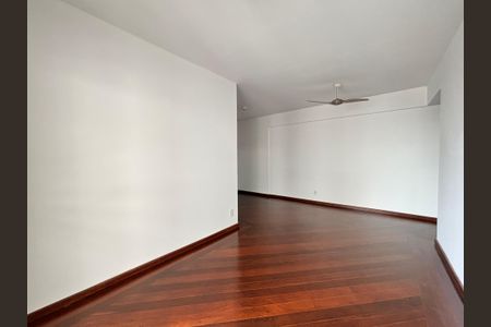 Sala de apartamento à venda com 2 quartos, 80m² em Vila Nova Conceição, São Paulo