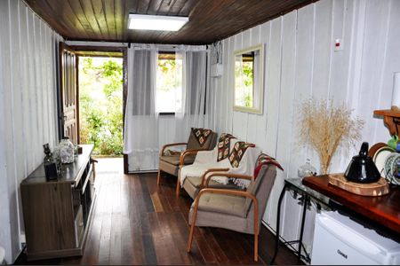 Casa à venda com 171m², 2 quartos e 2 vagasSala