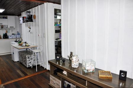 Sala de casa à venda com 2 quartos, 171m² em Jardim Peri, São Paulo