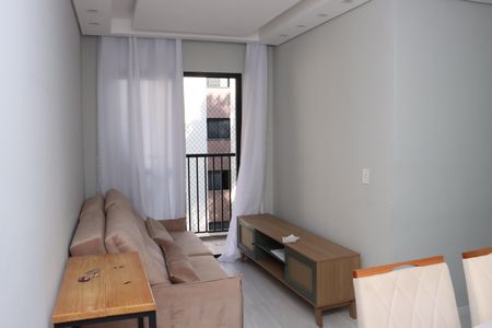 Sala de apartamento para alugar com 2 quartos, 49m² em Jardim Pioneira, Cotia