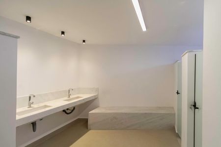 Casa à venda com 2104m², 4 quartos e 10 vagas Casa à venda com 2104m², 4 quartos e 10 vagasSauna